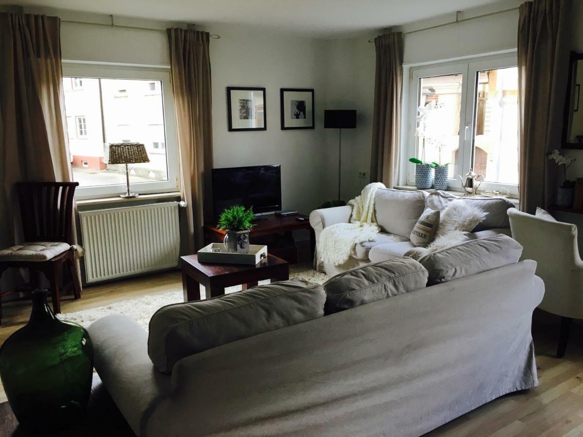 Gaestehaus Sellemols Ferienwohnung Korbmacher Heuchelheim-Klingen ภายนอก รูปภาพ